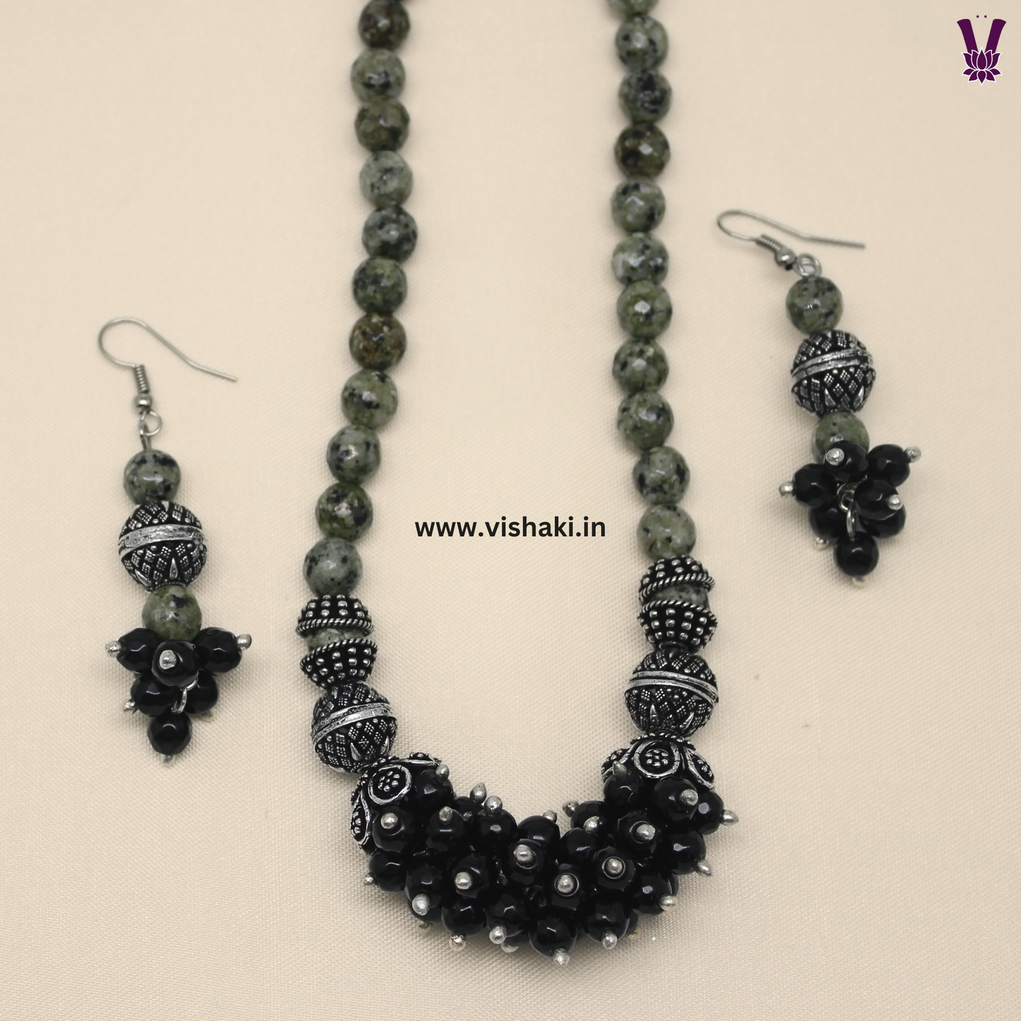Mrudhvi Green Short Necklace Set