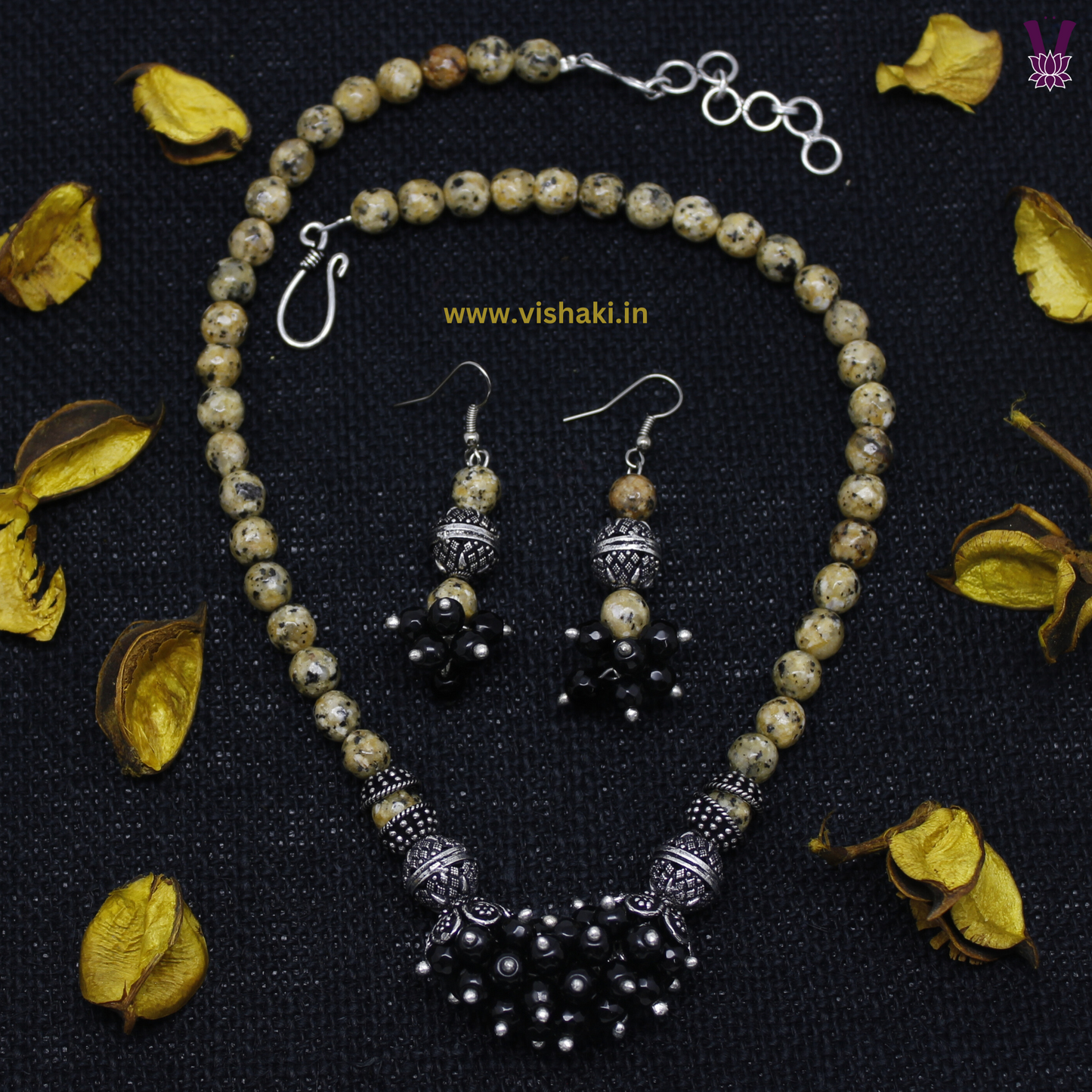 Mrudhvi Yellow Agate Short Necklace Set