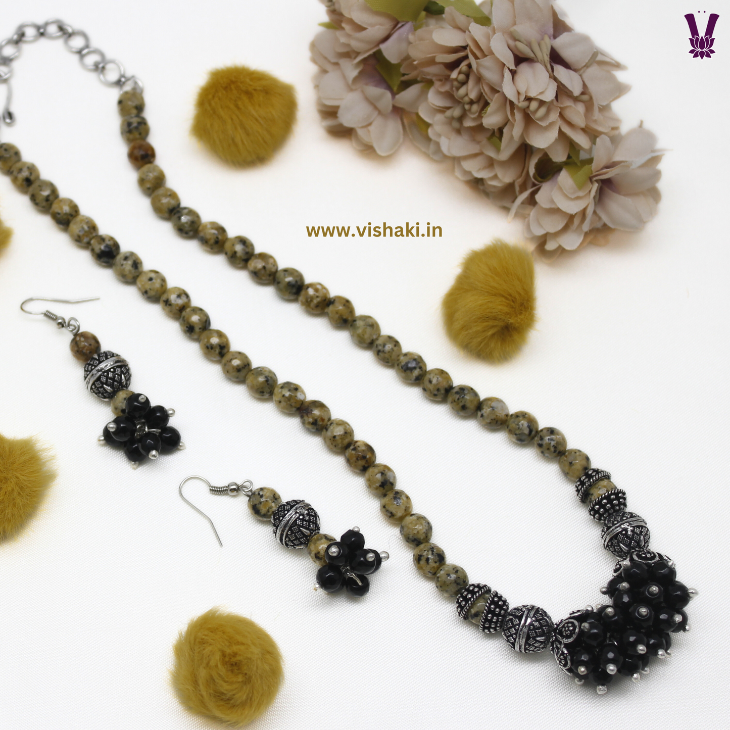 Mrudhvi Yellow Agate Short Necklace Set