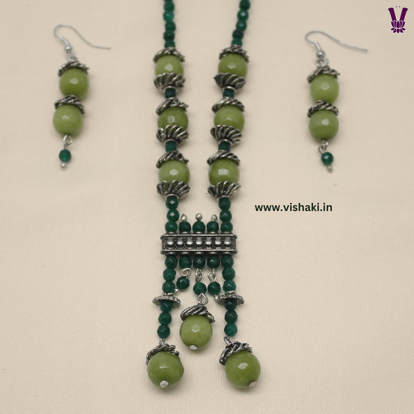 Mrudhvi Green Agate Short Necklace Set