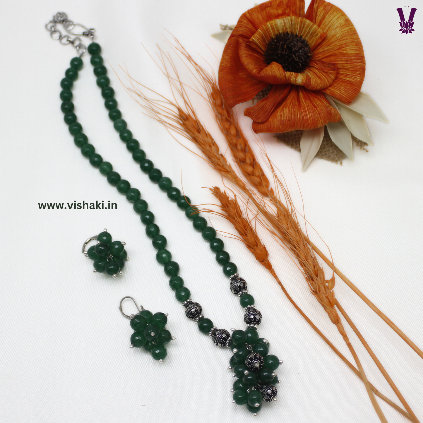 Mrudhvi Green Agate Short Necklace Set