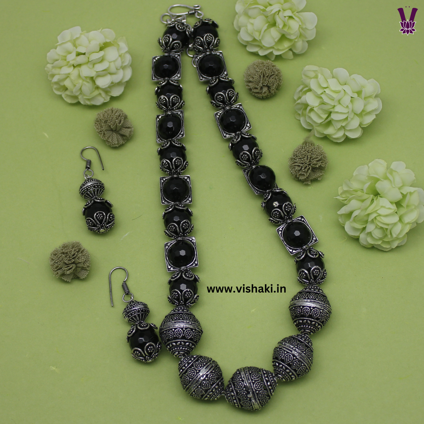 Mrudhvi Black Agate Short Necklace Set