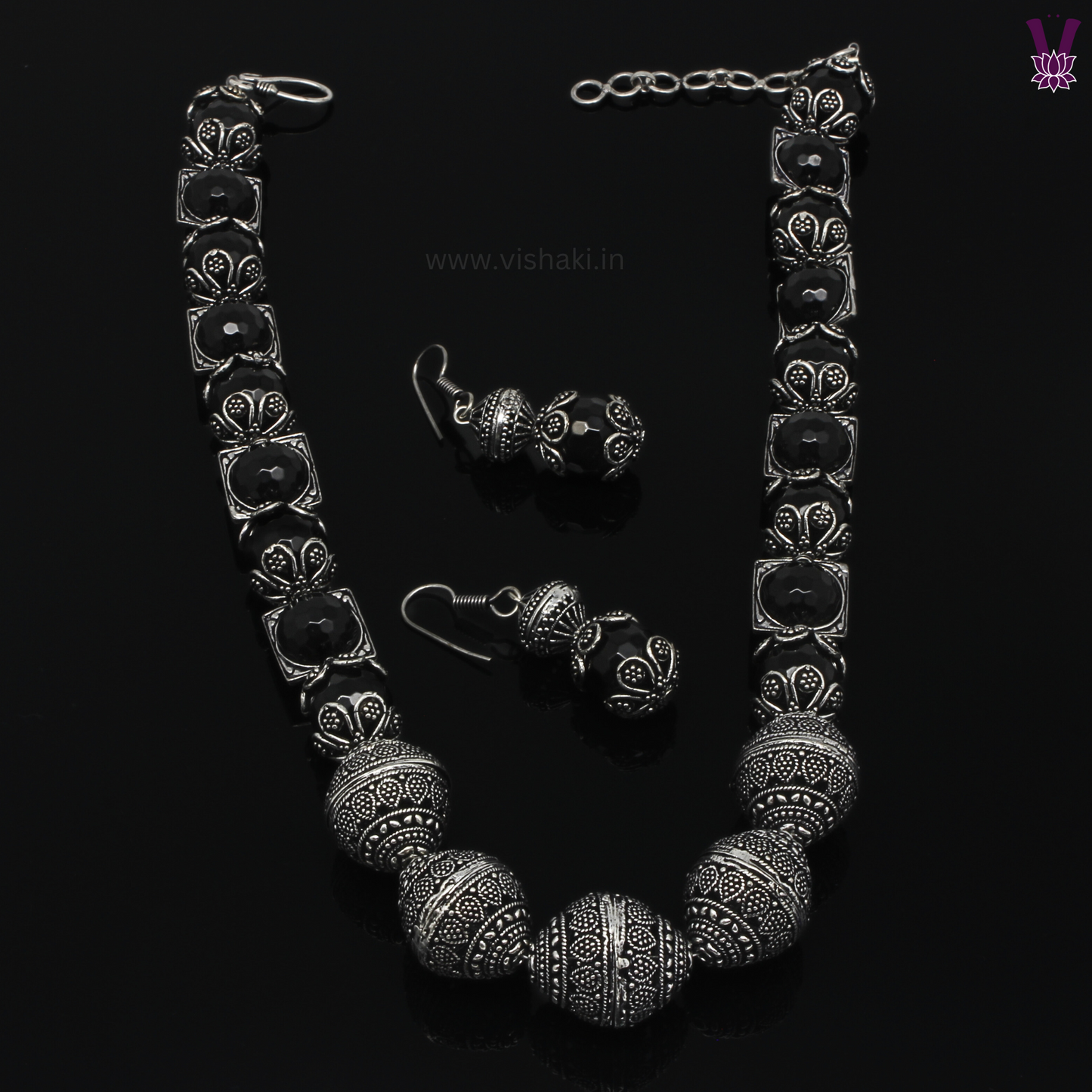 Mrudhvi Black Agate Short Necklace Set
