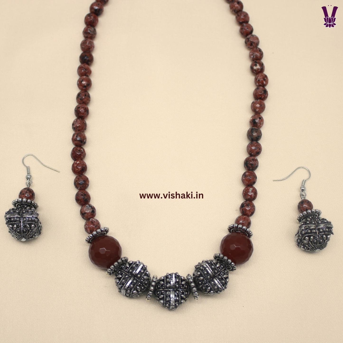 Mrudhvi Maroon Agate Short Necklace Set