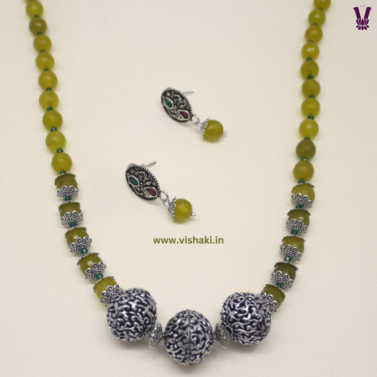 Mrudhvi Green Agate Short Necklace Set