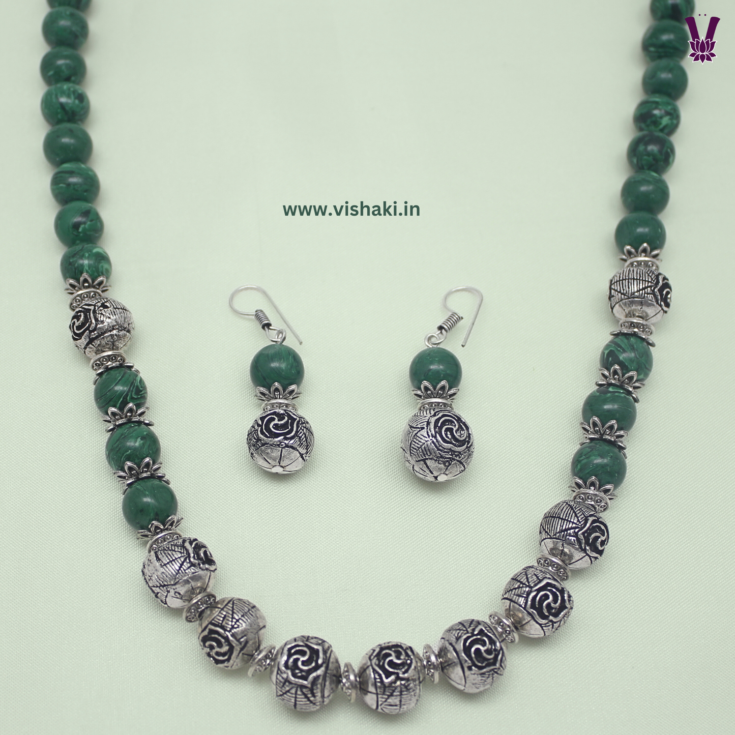 Mrudhvi Malachite Short Necklace Set
