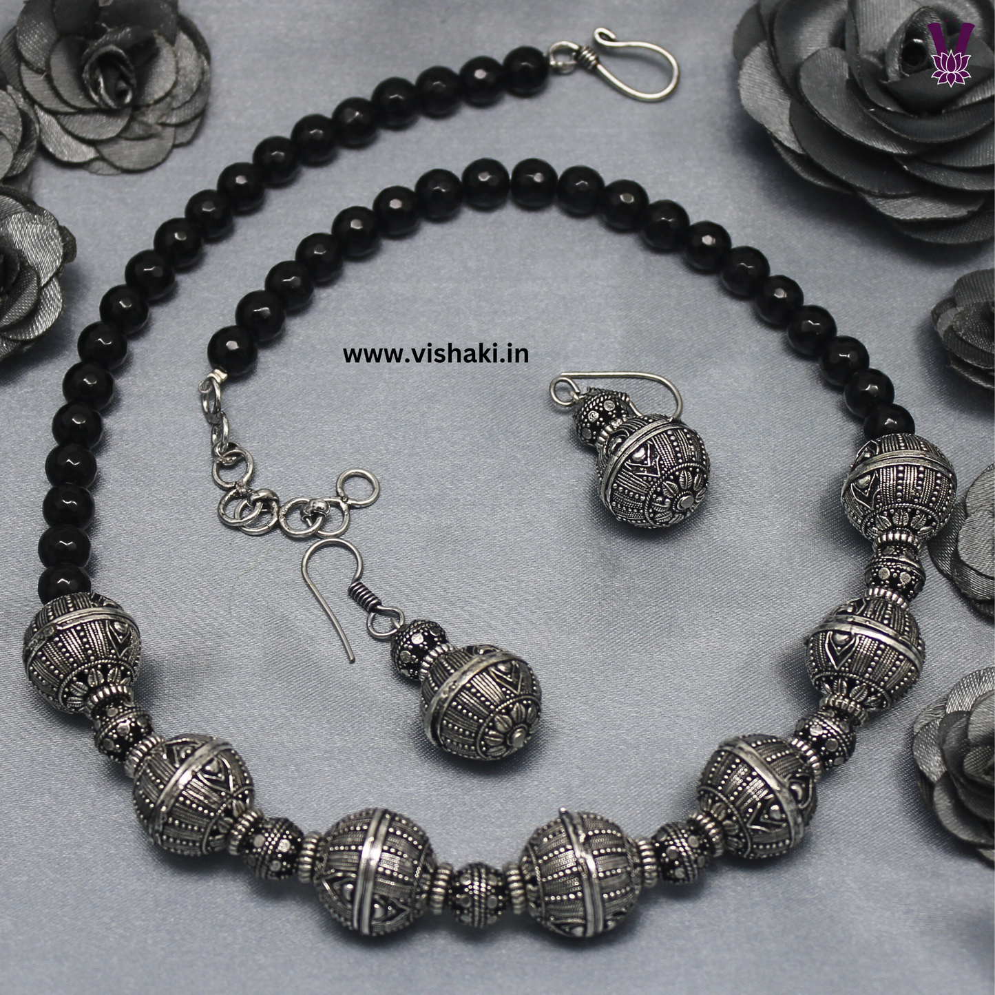 Mrudhvi Black Agate Short Necklace Set
