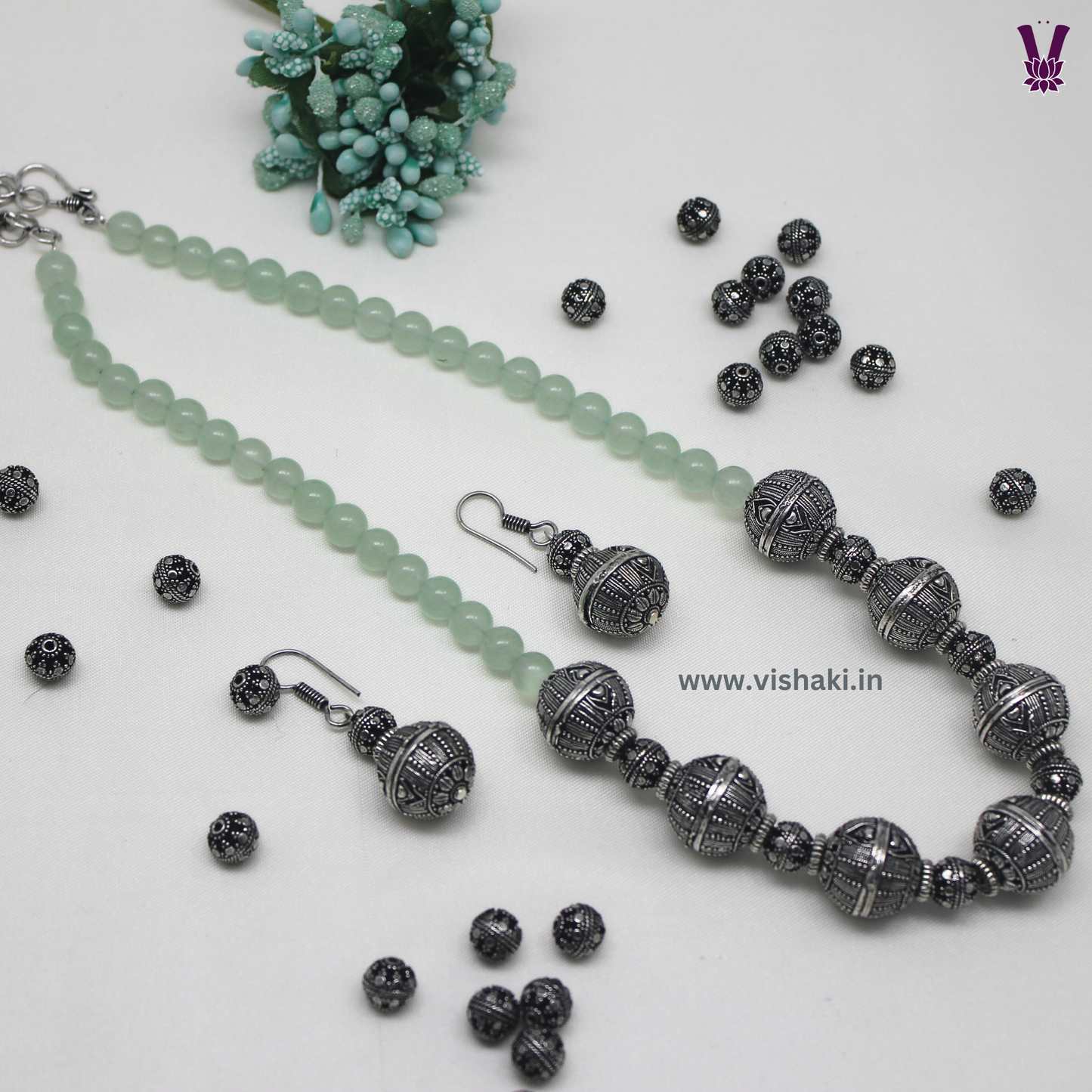 Mrudhvi Pastel Green Agate Short Necklace Set