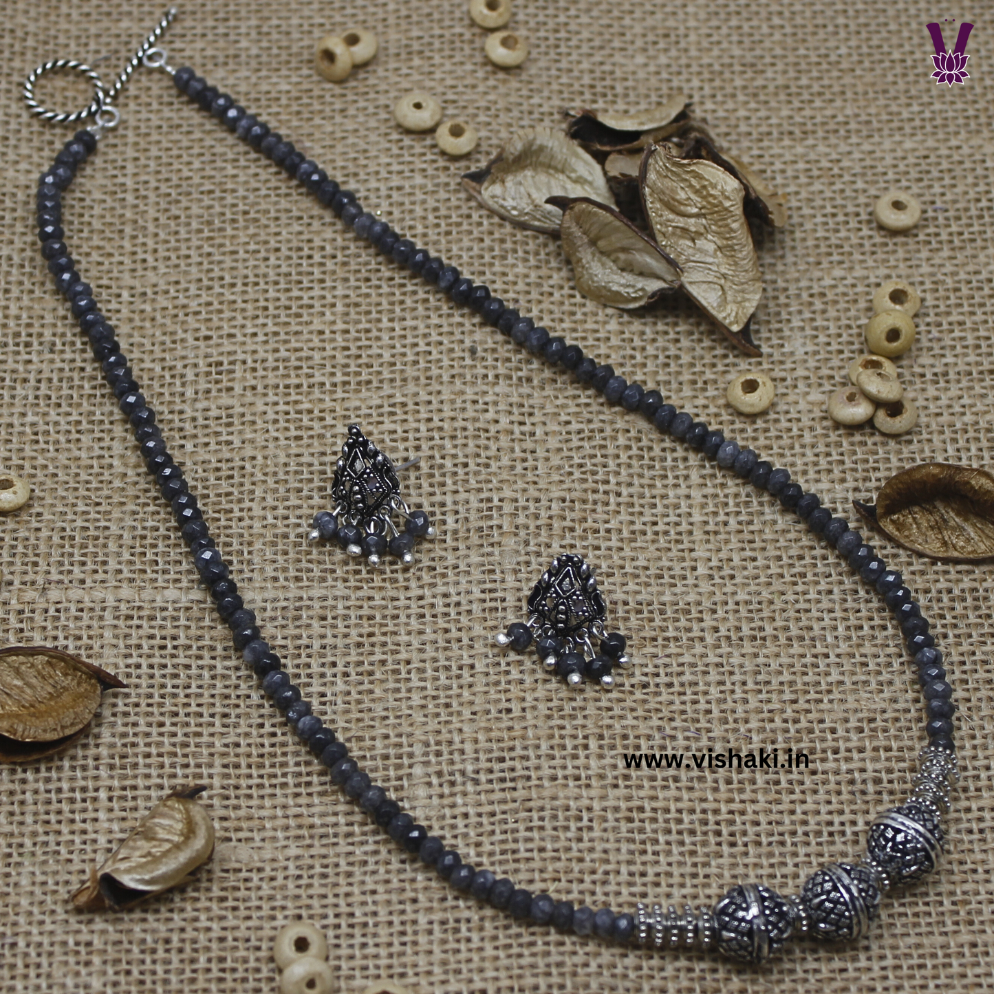 Mrudhvi Grey Agate Short Necklace Set