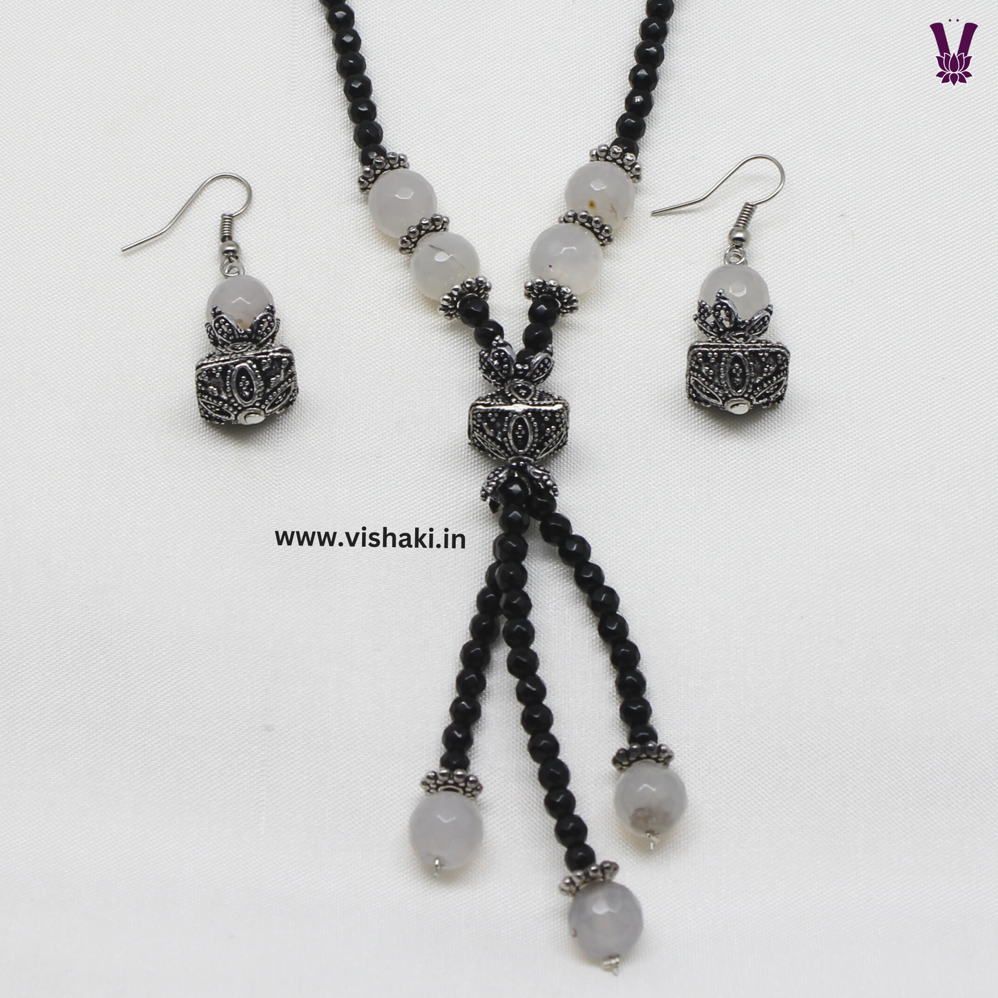 Mrudhvi Black and White Agate Long Necklace Set