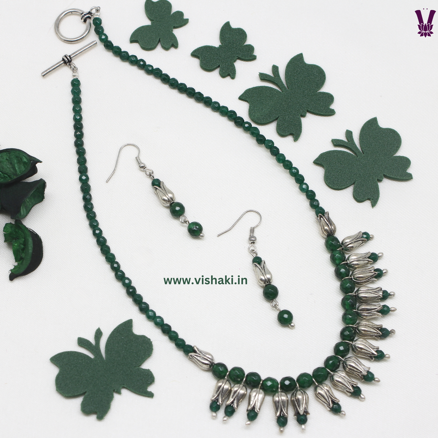 Mrudhvi Green Agate Choker Necklace Set