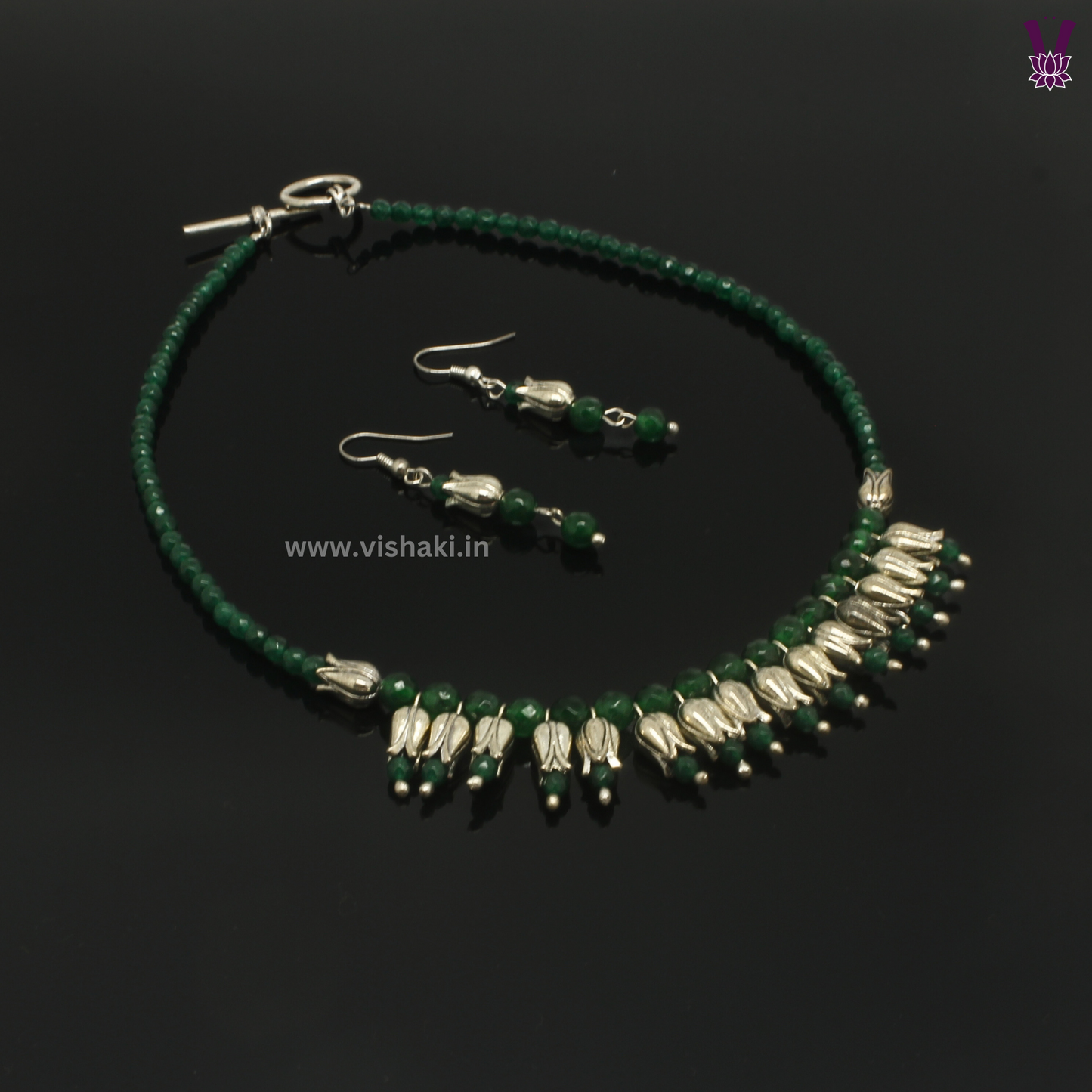 Mrudhvi Green Agate Choker Necklace Set