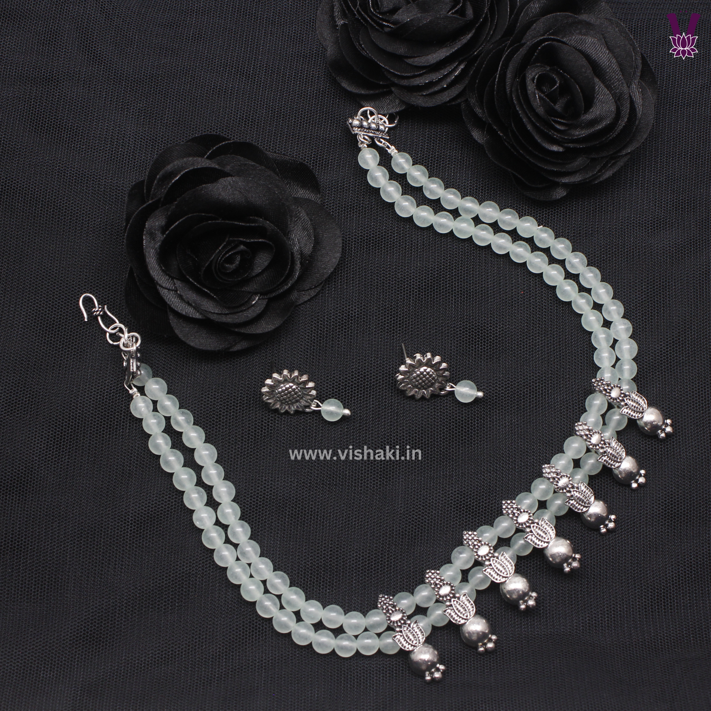 Mrudhvi Pale Green Agate Choker Necklace Set