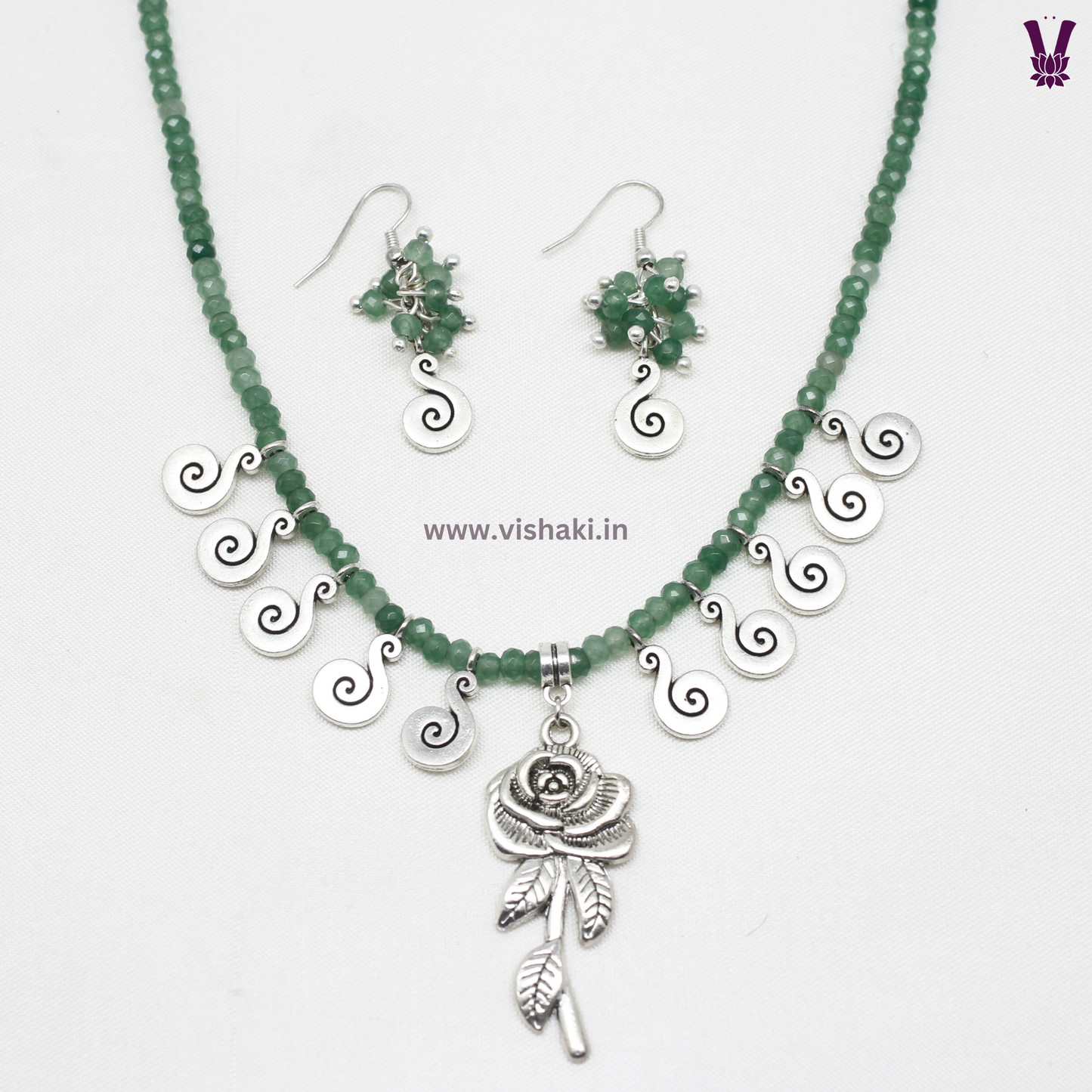 Mrudhvi Green Agate Choker Necklace Set