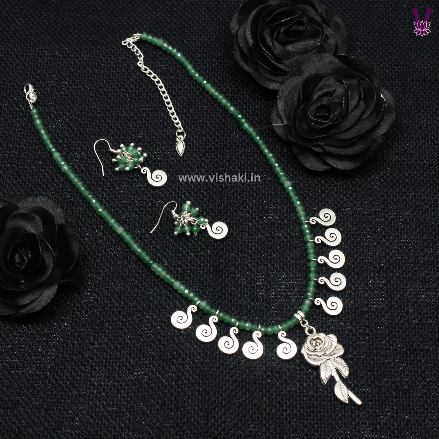 Mrudhvi Green Agate Choker Necklace Set