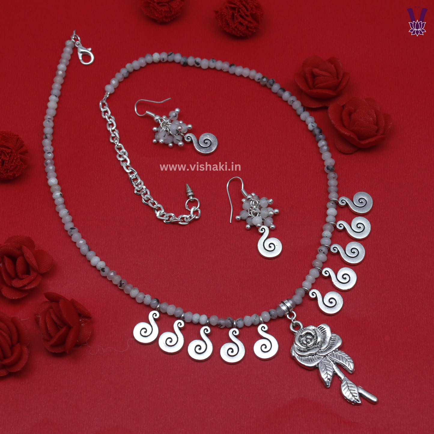 Mrudhvi Grey Agate Choker Necklace Set