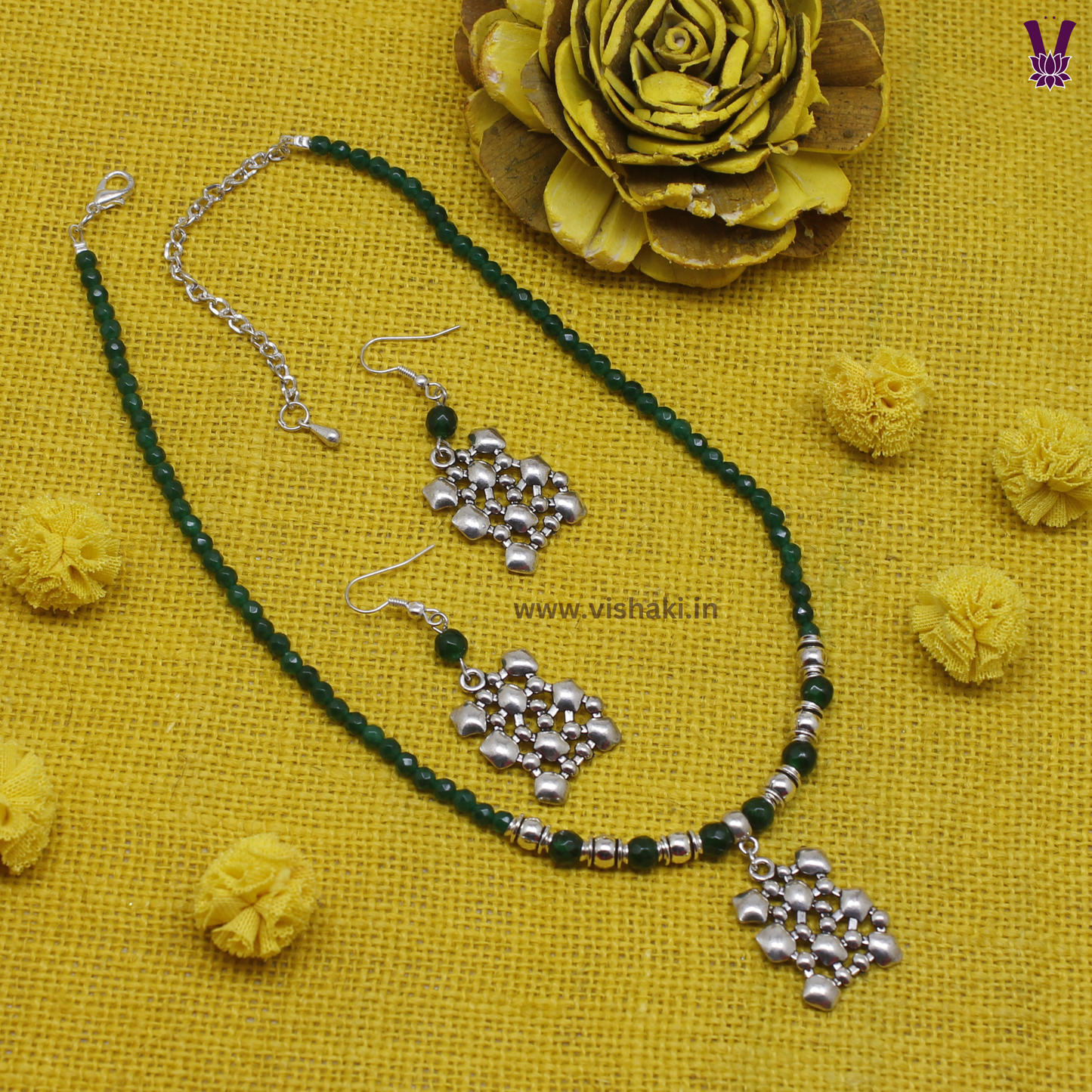 Mrudhvi Green Agate Choker Necklace Set