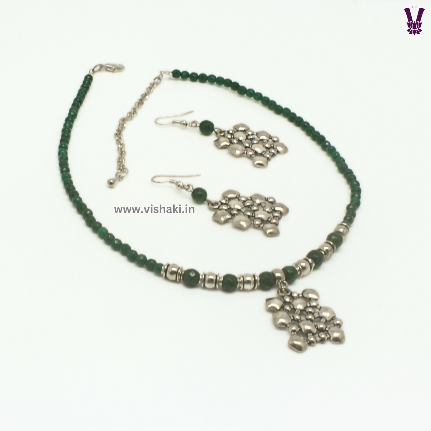 Mrudhvi Green Agate Choker Necklace Set