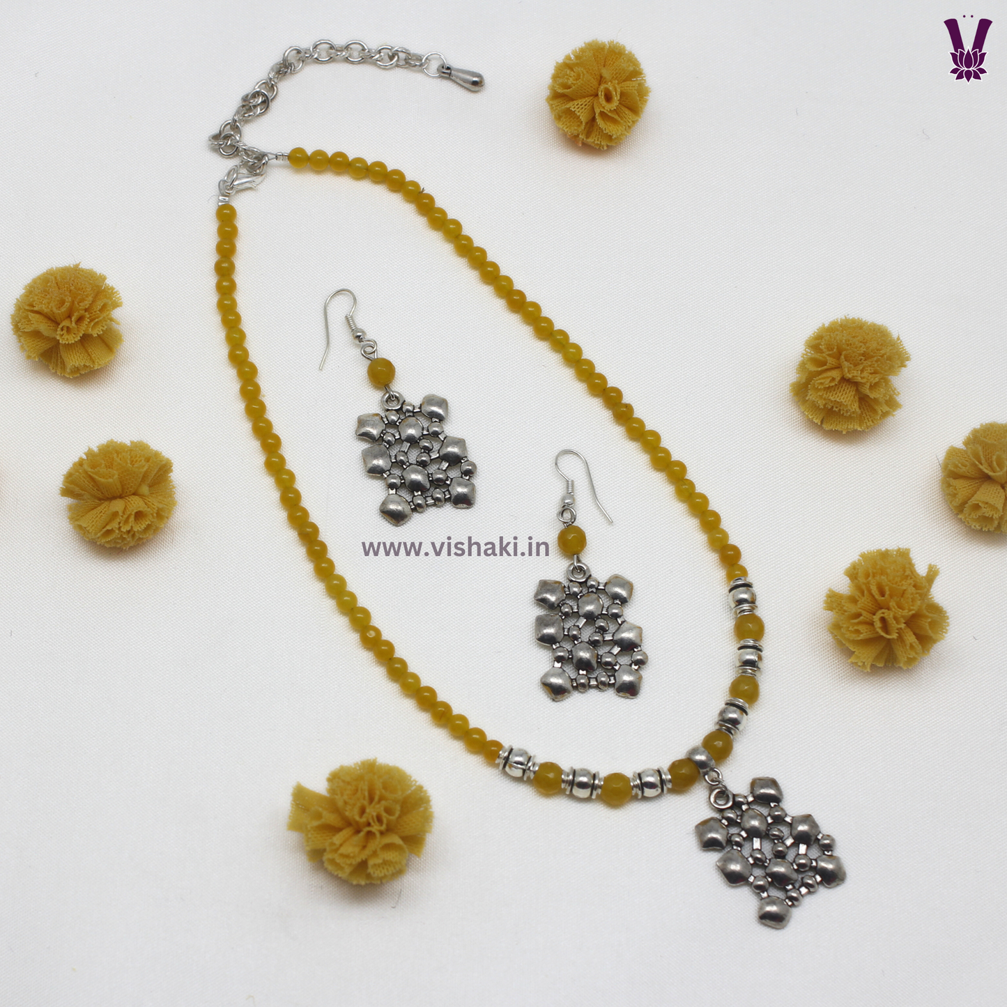 Mrudhvi Yellow Agate Choker Necklace Set