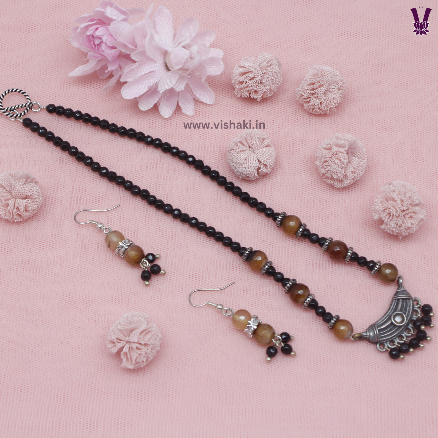 Mrudhvi Black and Brown Agate Choker Necklace Set