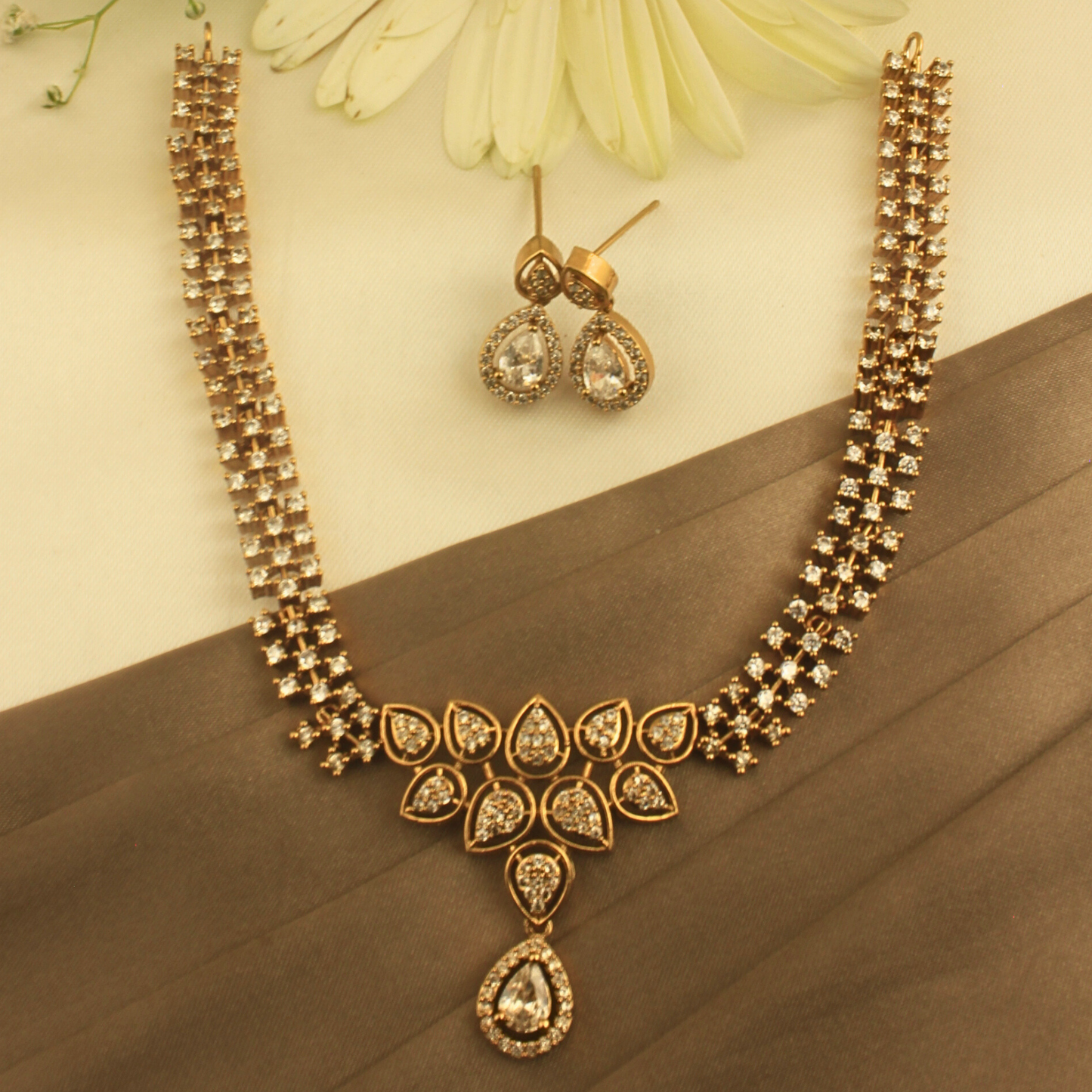 Shweta Antique Matte Necklace Set