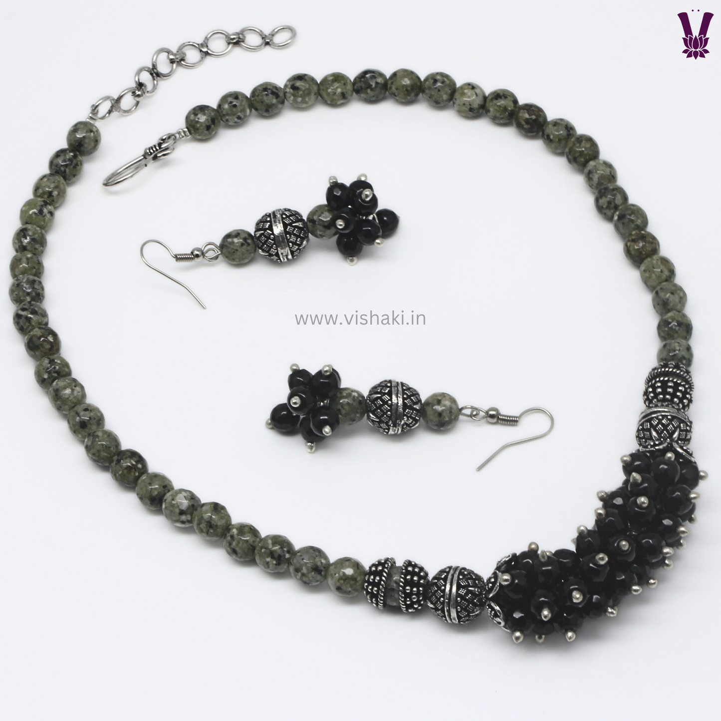 Mrudhvi Green Short Necklace Set