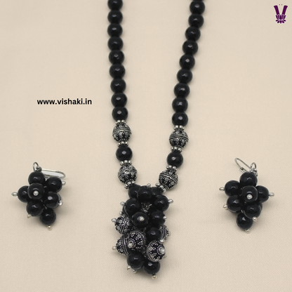 Mrudhvi Black Agate Short Necklace Set