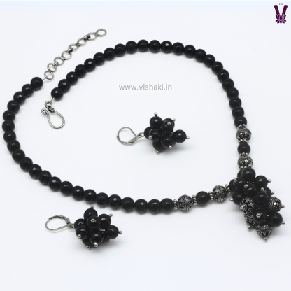 Mrudhvi Black Agate Short Necklace Set