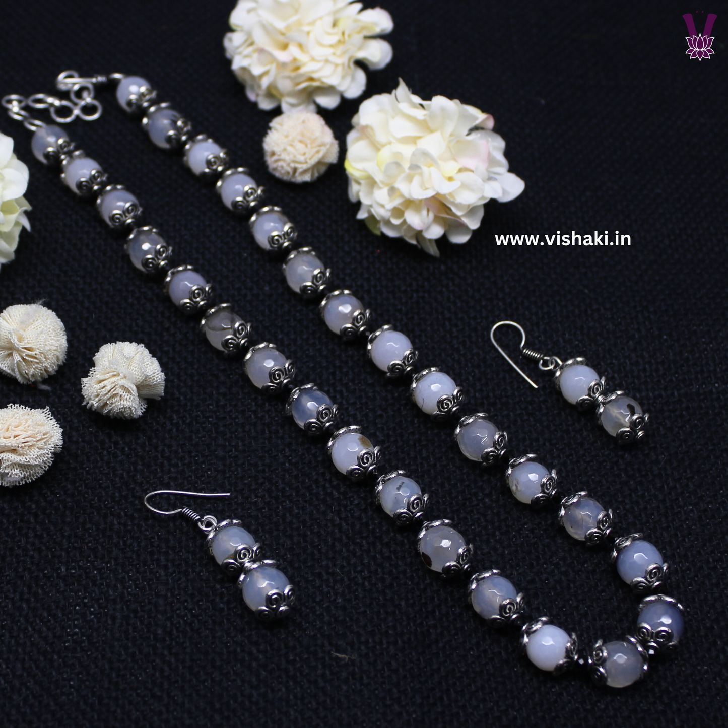 Mrudhvi White Agate Short Necklace Set