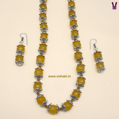 Mrudhvi Yellow Agate Short Necklace Set