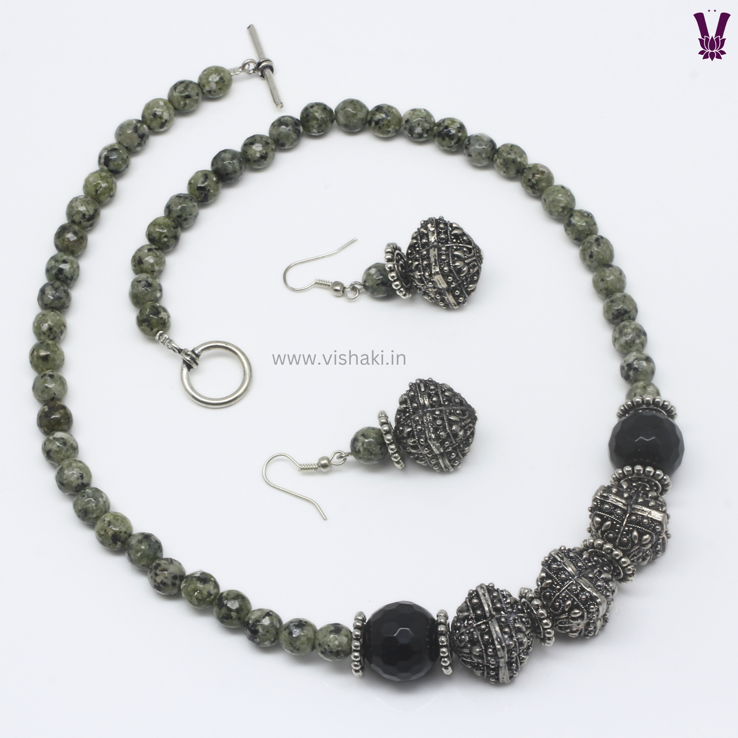 Mrudhvi Green Agate Short Necklace Set