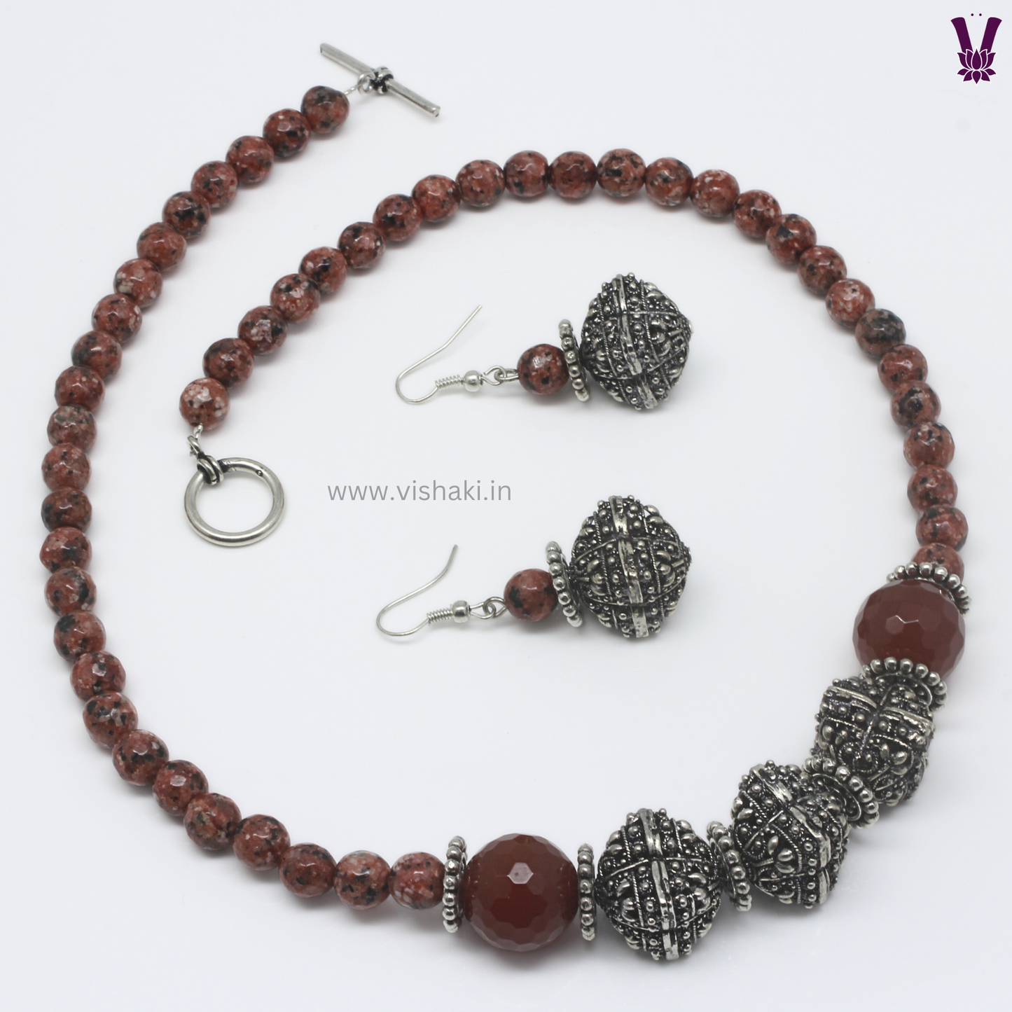 Mrudhvi Maroon Agate Short Necklace Set