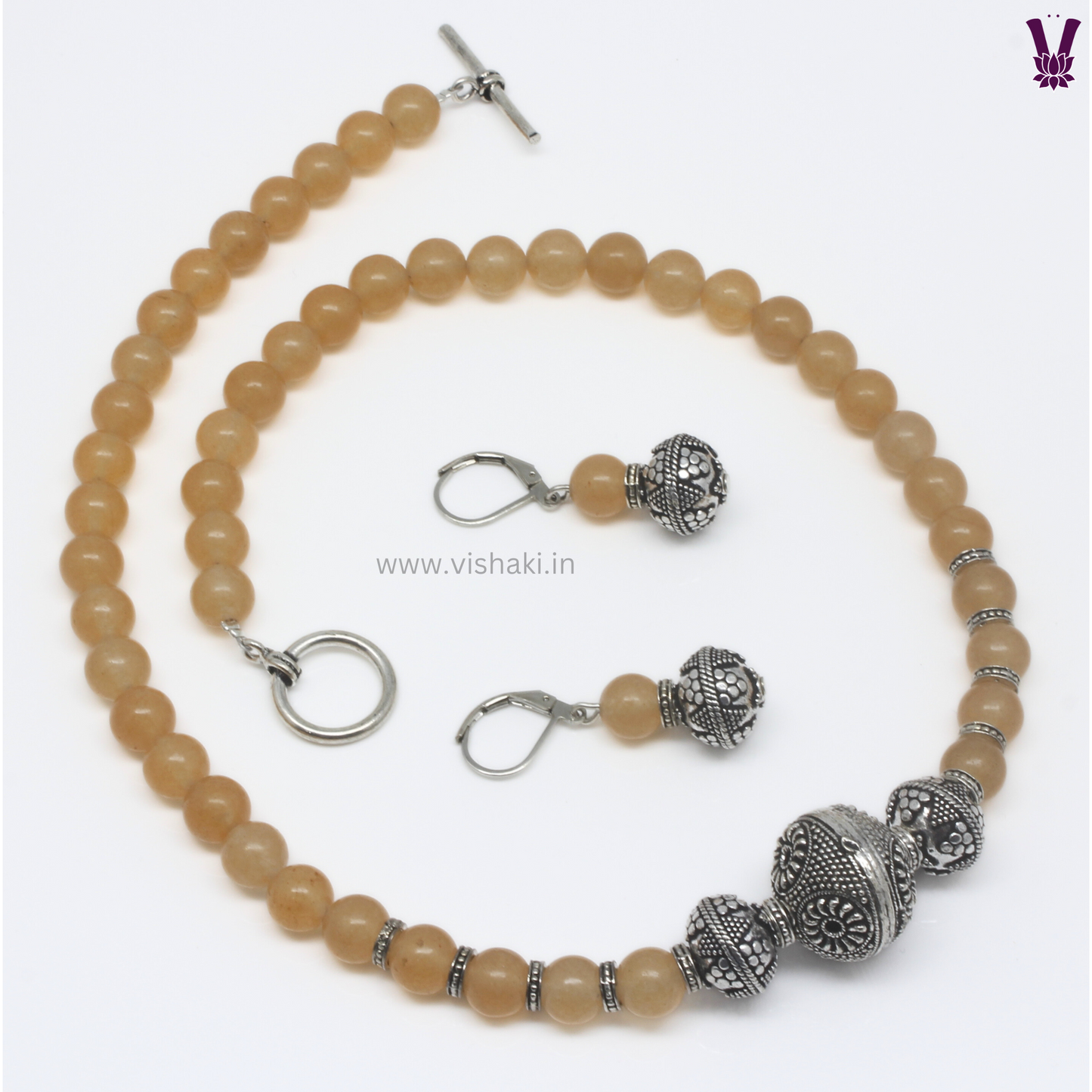 Mrudhvi Beige Agate Short Necklace Set