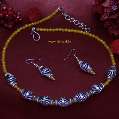 Mrudhvi Yellow Agate Short Necklace Set