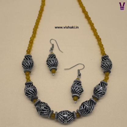 Mrudhvi Yellow Agate Short Necklace Set
