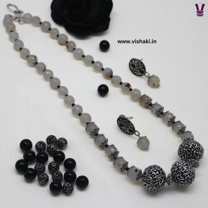 Mrudhvi White Agate Short Necklace Set