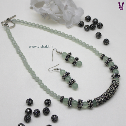 Mrudhvi Pastel Green Agate Short Necklace Set