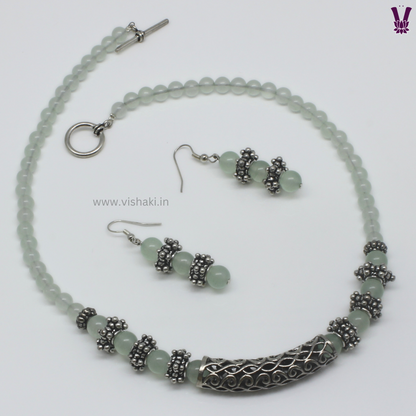 Mrudhvi Pastel Green Agate Short Necklace Set