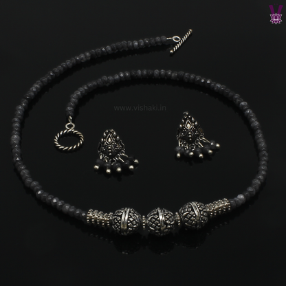 Mrudhvi Grey Agate Short Necklace Set