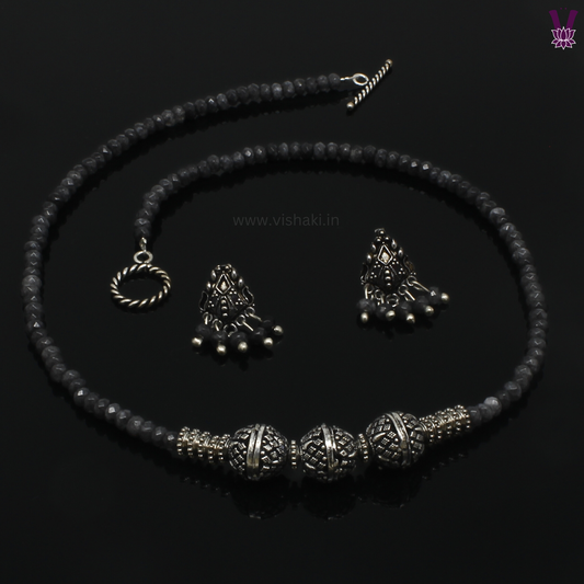Mrudhvi Grey Agate Short Necklace Set