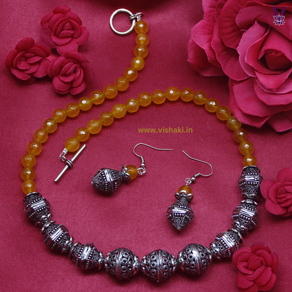 Mrudhvi Yellow Agate Short Necklace Set
