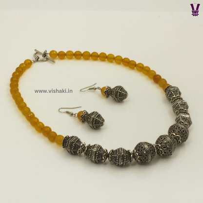 Mrudhvi Yellow Agate Short Necklace Set