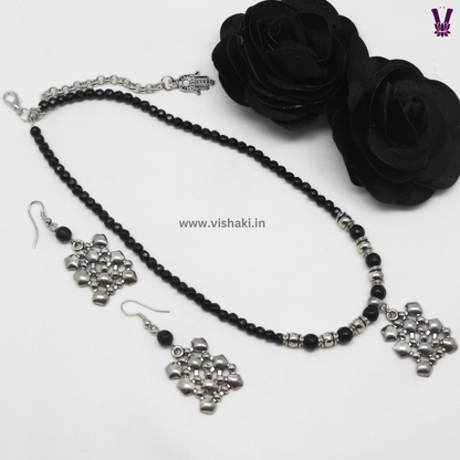 Mrudhvi Black Agate Choker Necklace Set
