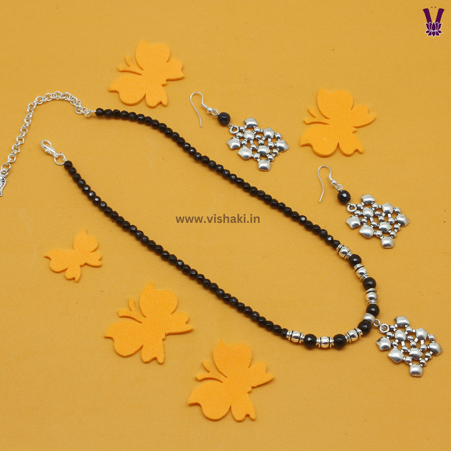 Mrudhvi Black Agate Choker Necklace Set