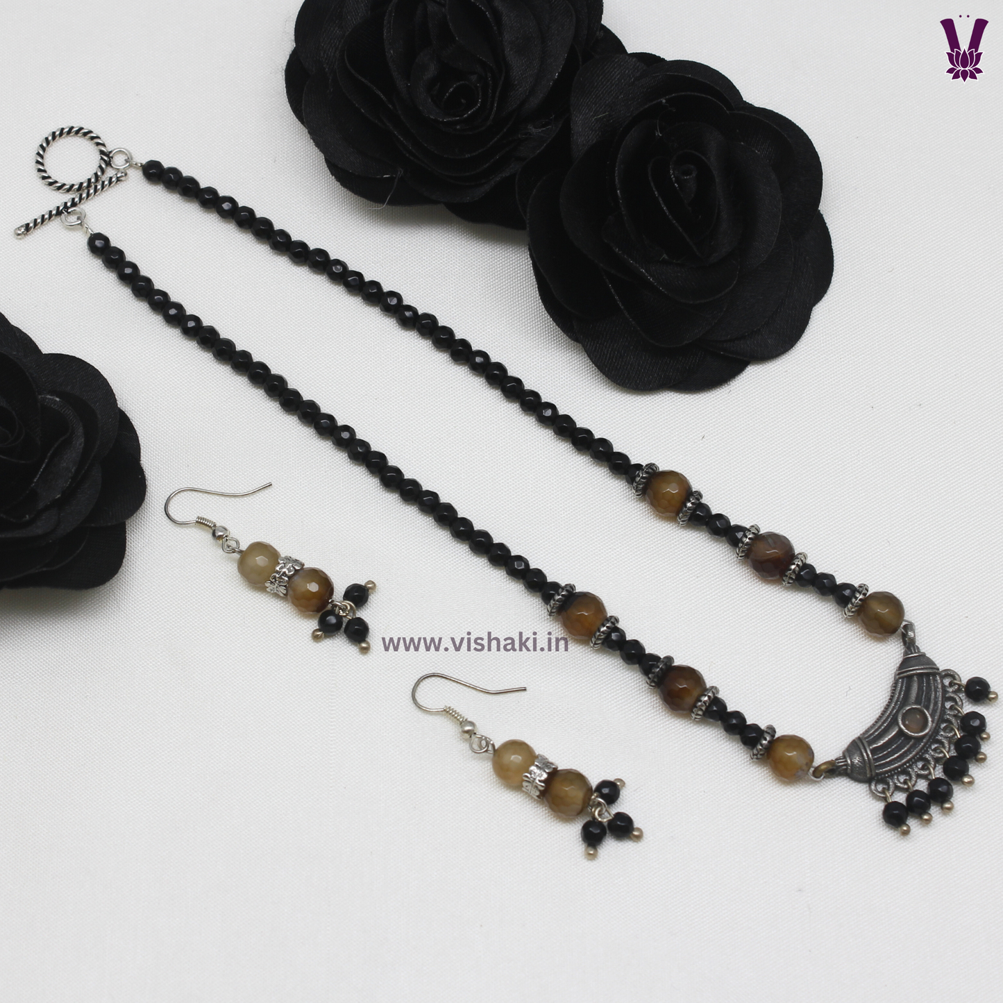 Mrudhvi Black and Brown Agate Choker Necklace Set