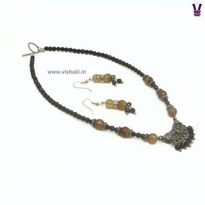 Mrudhvi Black and Brown Agate Choker Necklace Set