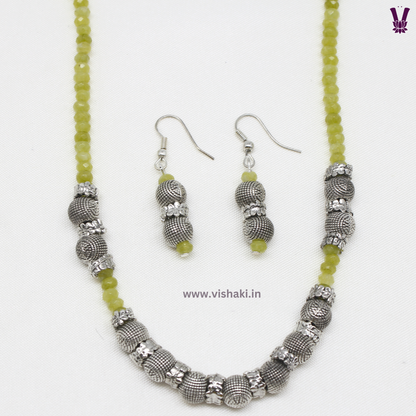Mrudhvi Green Agate Choker Necklace Set