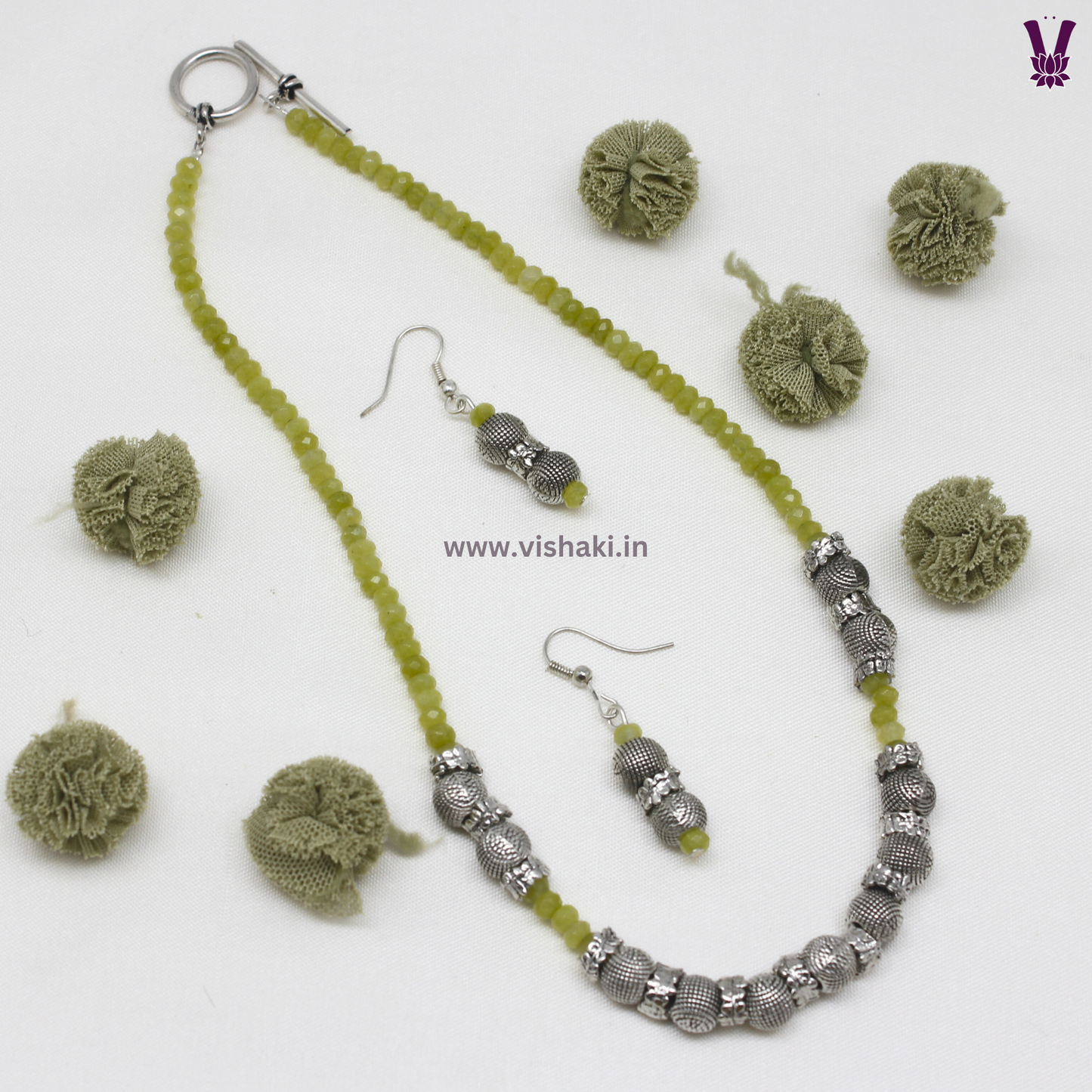 Mrudhvi Green Agate Choker Necklace Set