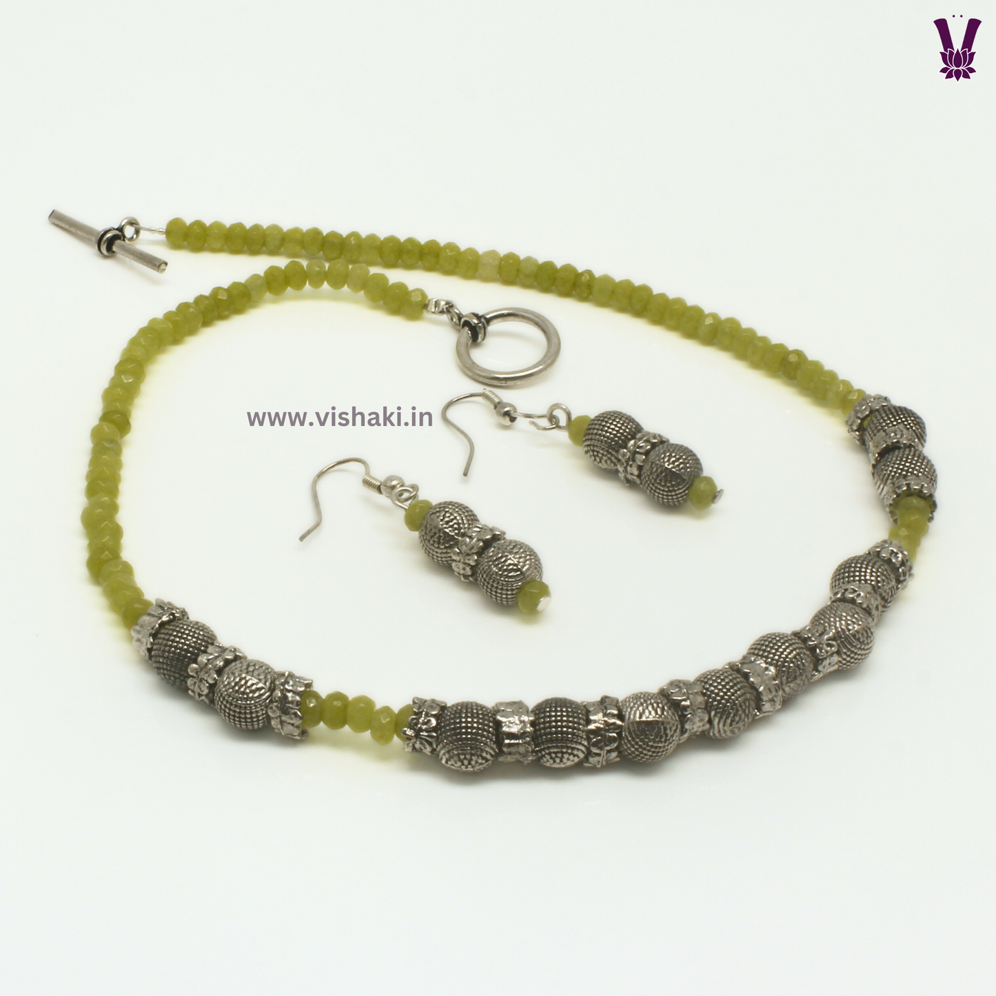 Mrudhvi Green Agate Choker Necklace Set