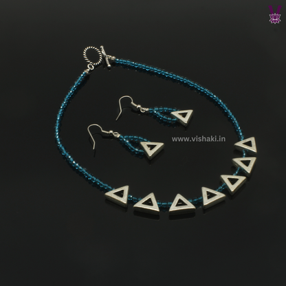 Mrudhvi Sea Green Agate Choker Necklace Set